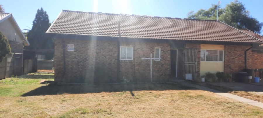 3 Bedroom Property for Sale in Odendaalsrus Free State